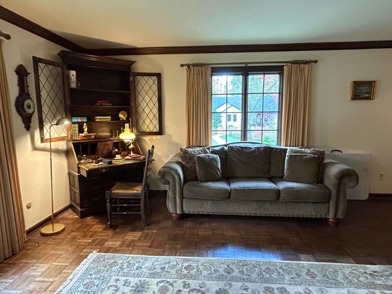 Sale Photo Thumbnail #15