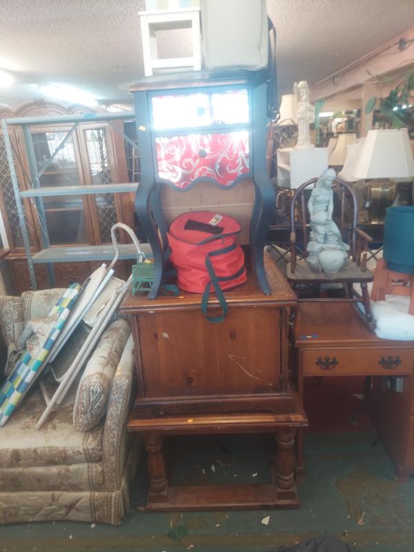 Sale Photo Thumbnail #111