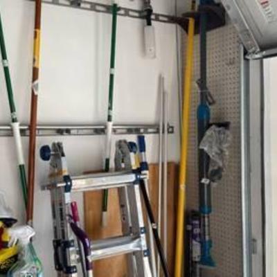 Sale Photo Thumbnail #101