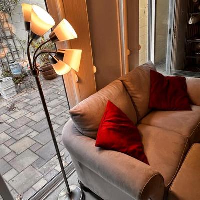 Sale Photo Thumbnail #50