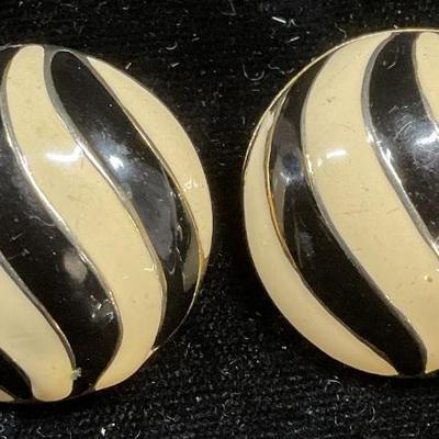 Sale Photo Thumbnail #42