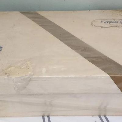 Mystery! Vintage Wedding Dress, Worn In 1977, Sealed And Preserved In Box And Plastic Wrap