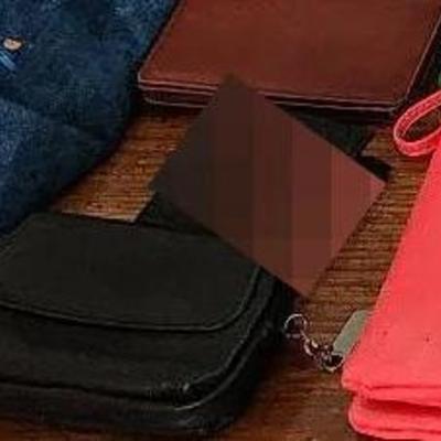 Women's Wallets, Handbags, Scarves And More!