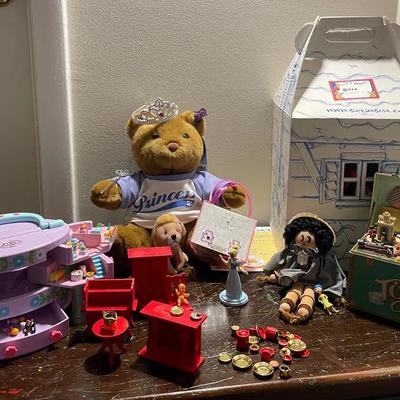 Doll Set, Polly Pocket, And Build-a-Bear