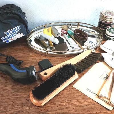 Men's Vintage Self-Care And Shoe Cleaning Supplies - Norelco Electric Shaver