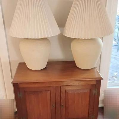 Cabinet & Two Pottery Lamps 