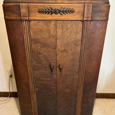 Sale Photo Thumbnail #250