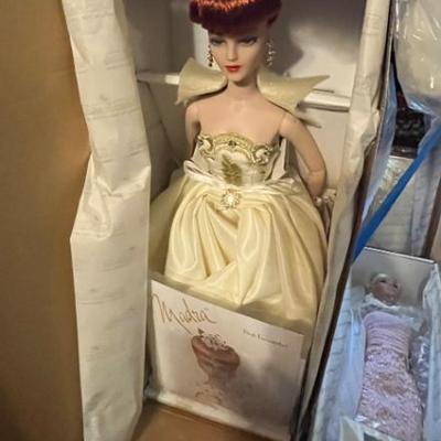 Sale Photo Thumbnail #590