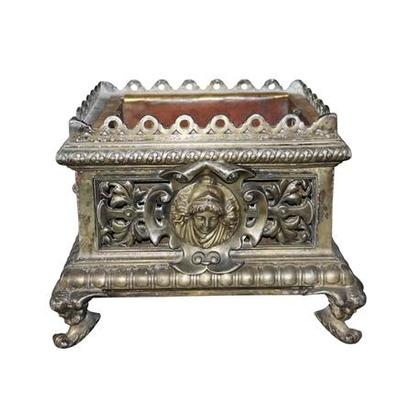 Sale Photo Thumbnail #150