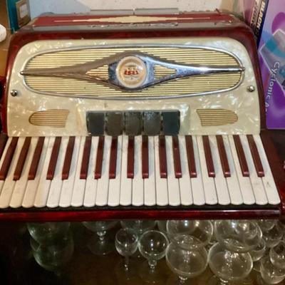 Sale Photo Thumbnail #153