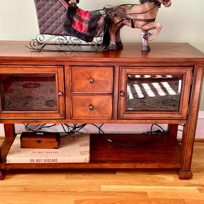 Sale Photo Thumbnail #100