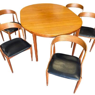 Teak Dining Room Table & Chairs