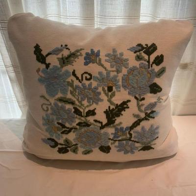 Sale Photo Thumbnail #186