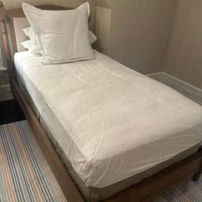 Sale Photo Thumbnail #444