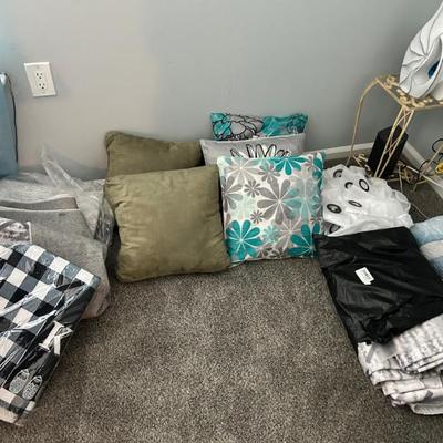 Sale Photo Thumbnail #69