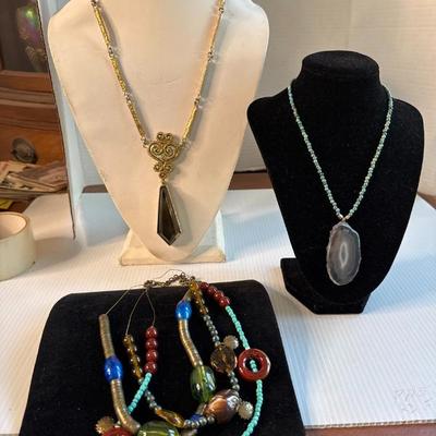 Sale Photo Thumbnail #595