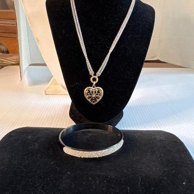 Sale Photo Thumbnail #597