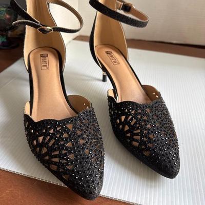 Sale Photo Thumbnail #540