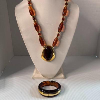 Sale Photo Thumbnail #196