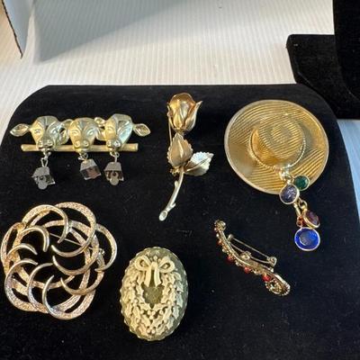 Sale Photo Thumbnail #447