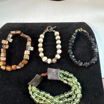 Sale Photo Thumbnail #298