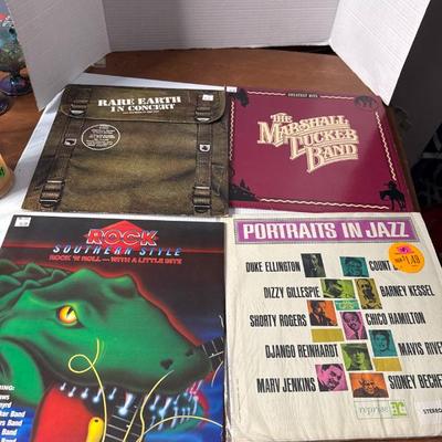 Sale Photo Thumbnail #479