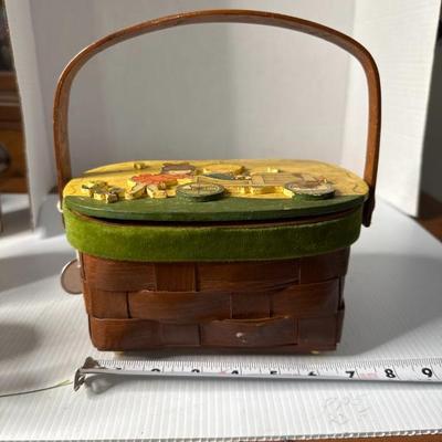 Sale Photo Thumbnail #328