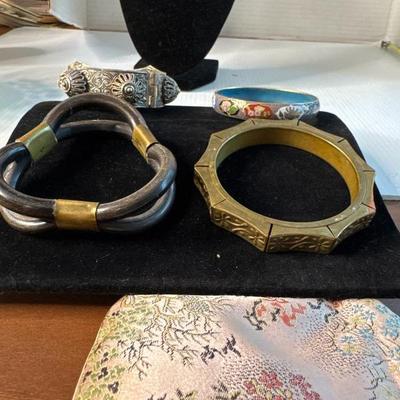 Sale Photo Thumbnail #415