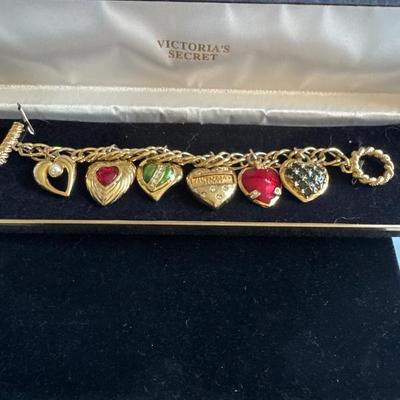 Sale Photo Thumbnail #591