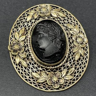 Sale Photo Thumbnail #30