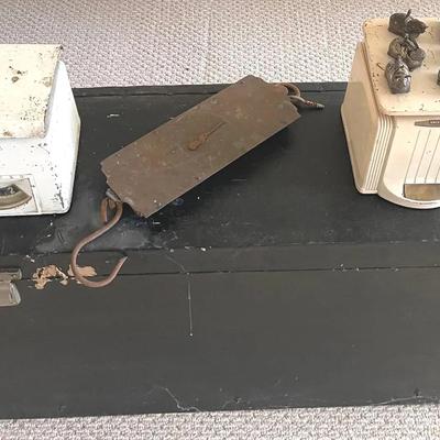Vintage Universal Kitchen Scale with Wooden Trunk, Antique Betel Boxes