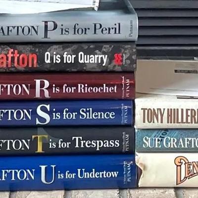 Sue Grafton Complete Set A-Y & Tony Hillerman 