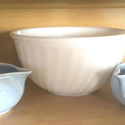 Vintage White Jadeite Bowl, LuRay Pastels Creamers