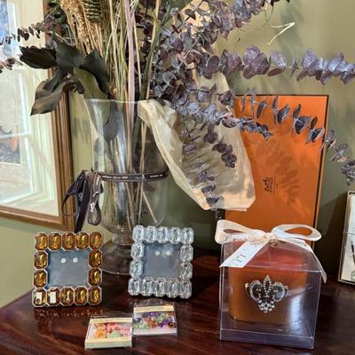 Sale Photo Thumbnail #109