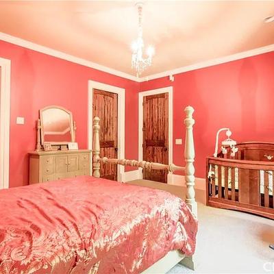 Sale Photo Thumbnail #291