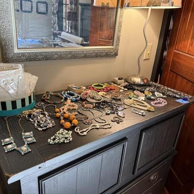 Sale Photo Thumbnail #127