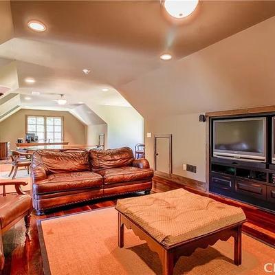 Sale Photo Thumbnail #292