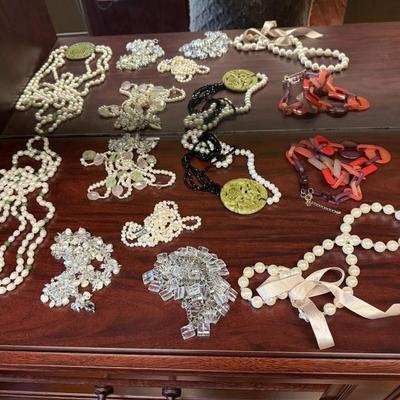 Sale Photo Thumbnail #92