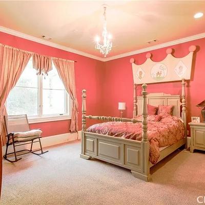 Sale Photo Thumbnail #290