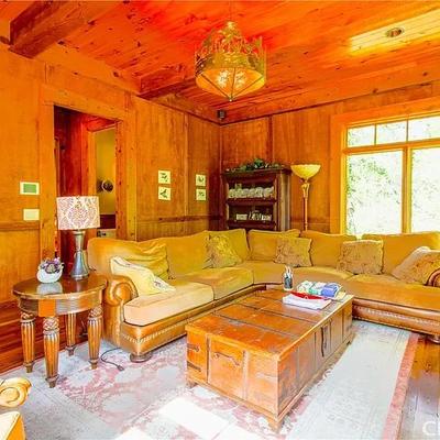 Sale Photo Thumbnail #279