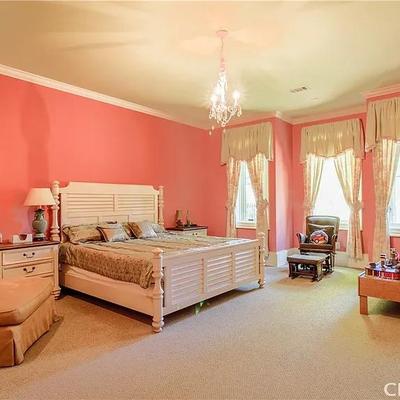 Sale Photo Thumbnail #288