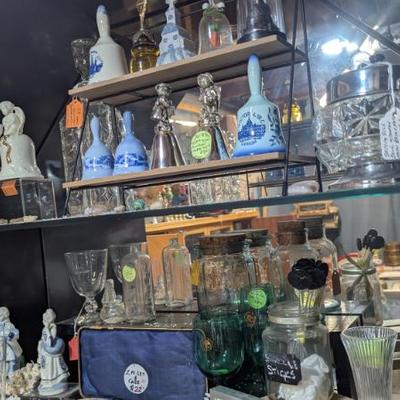 Sale Photo Thumbnail #102