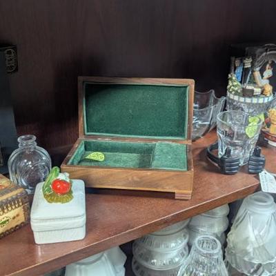 Sale Photo Thumbnail #233