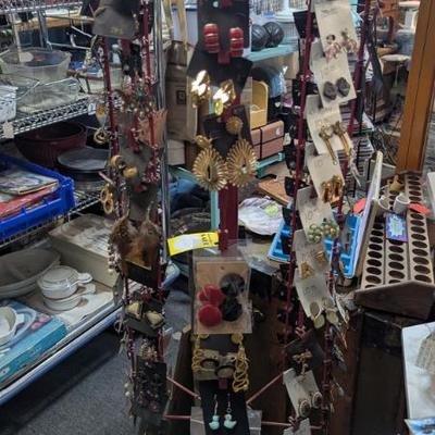 Sale Photo Thumbnail #70