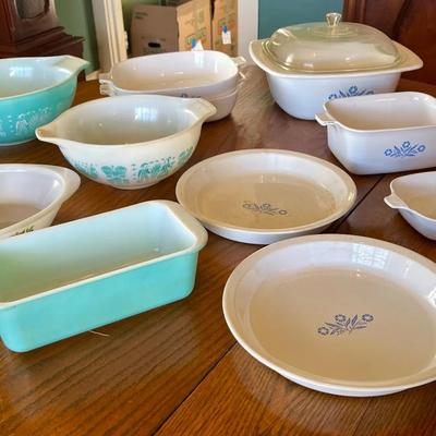 026-DR: Vintage Pyrex and Friends