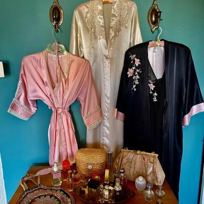 036-LR: Such a Pretty Lady