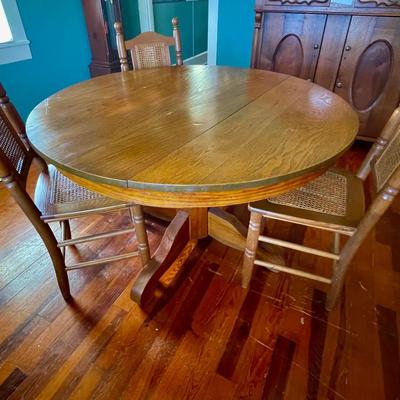 005-DR: Antique Dining Pedestal Table and 3 Chairs