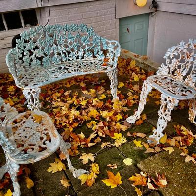 047-OUT: Vintage Cast-Iron Patio Set