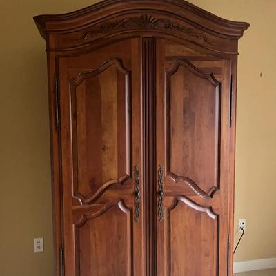 Sale Photo Thumbnail #29: Ethan Allen 6-Drawer Armoire 