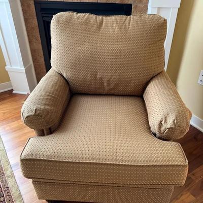 Sale Photo Thumbnail #22: Ethan Allen Arm Chair With Geometric Fabric Pattern